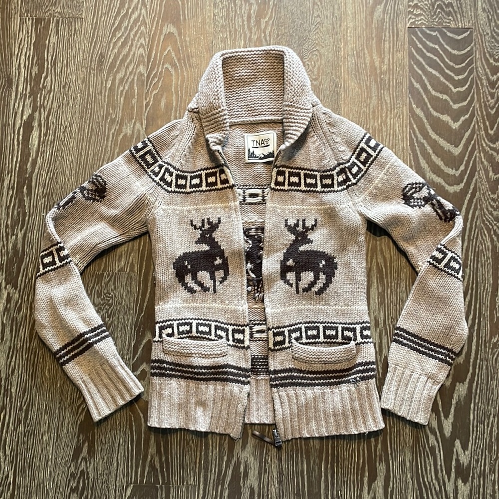 TNA Sea to Sky sweater
